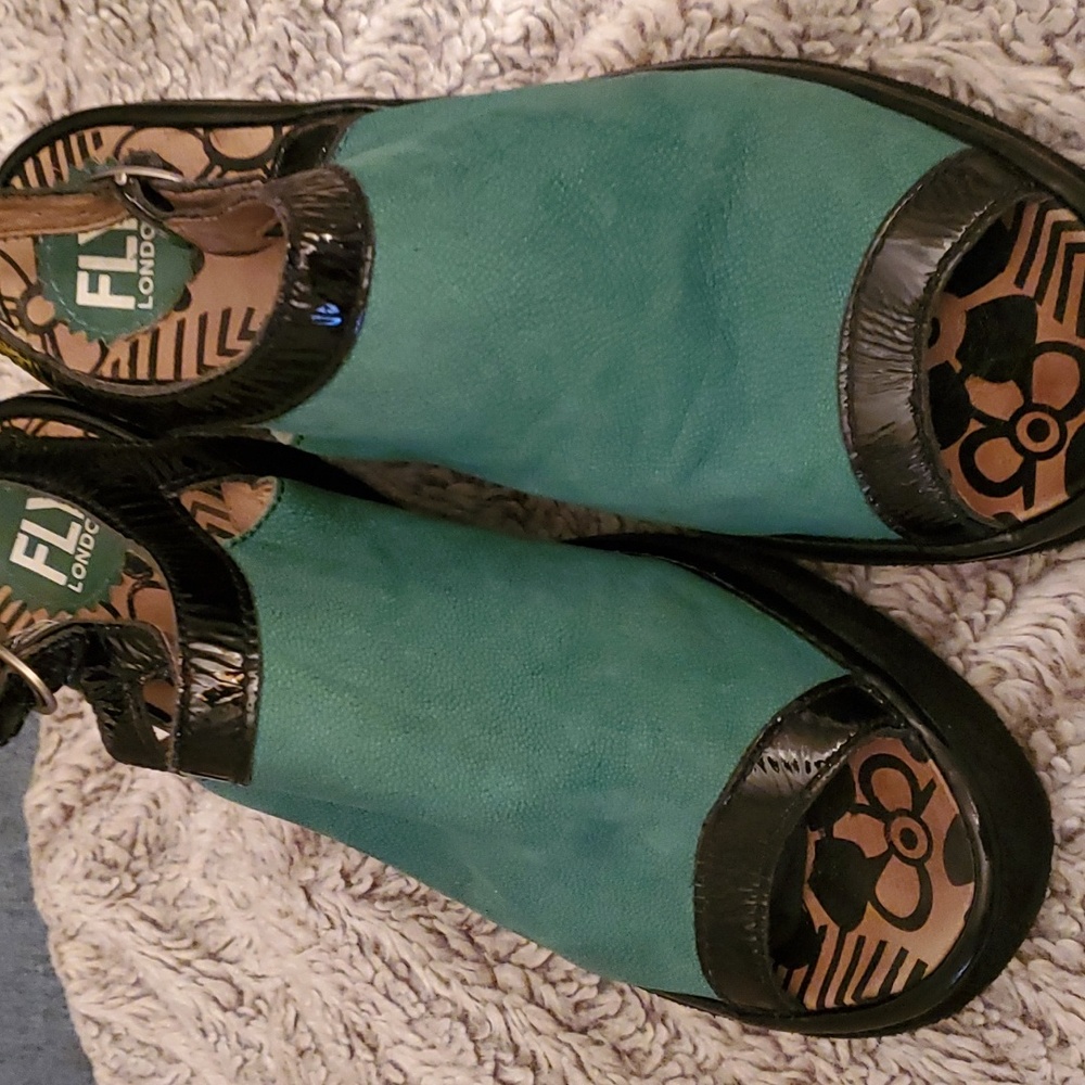 Fly London Size 8 wedges. Green